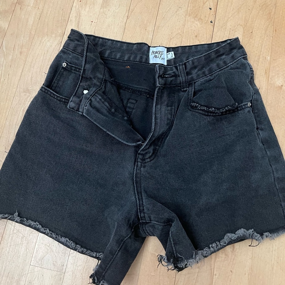 Princess Polly shorts